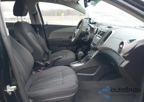 2014 Chevrolet Sonic Lt Auto из США, поврежденный, VIN 1G1JC5SB6E4235518